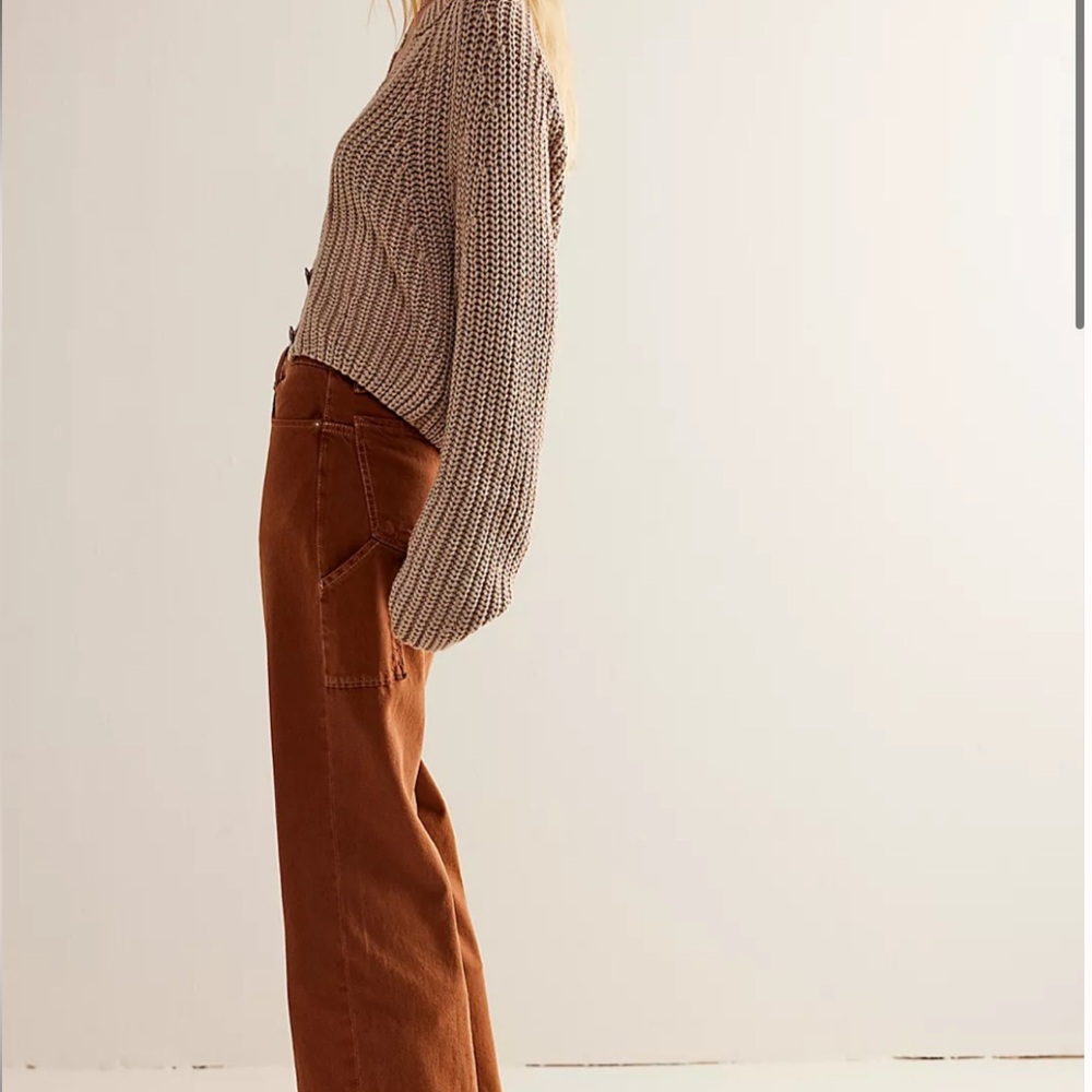 Tinsley Baggy High-Rise 
Flocked Jeans
We The Free
NWT
- Twilight Blue or Brown - Picture 14 of 15